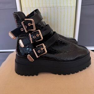 River Island Black Croc Pattern Heeled Boots